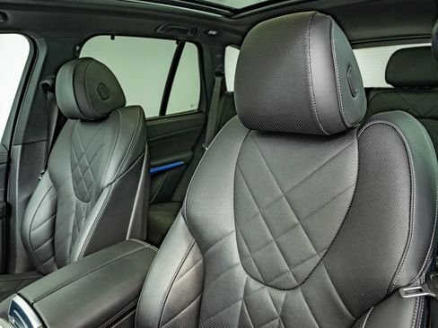 Used 2023 BMW X5 xDrive40i w/ Executive Package AWD/4WD image 32