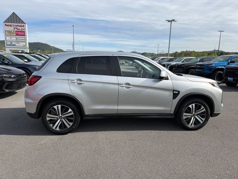 Used 2025 Mitsubishi Outlander Sport ES AWD/4WD image 5