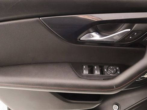 Used 2022 Chevrolet Blazer RS w/ Enhanced Convenience Package image 17