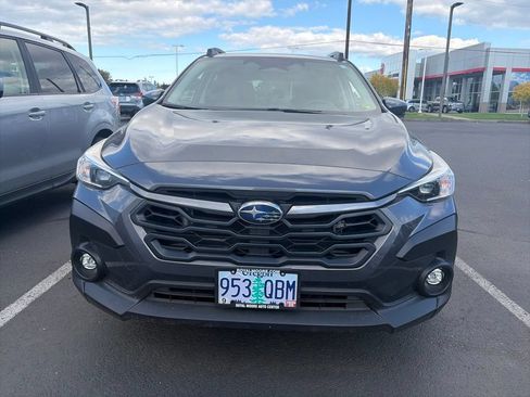 Used 2024 Subaru Crosstrek 2.0i Premium AWD/4WD image 2