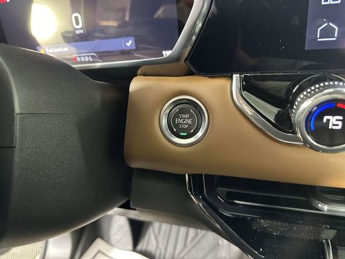 New 2026 GMC Canyon AT4 image 17