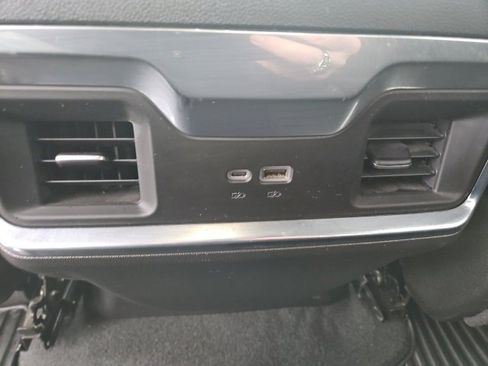 Used 2025 GMC Sierra 1500 Elevation image 14