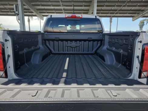 New 2026 Chevrolet Colorado ZR2 w/ Technology Package AWD/4WD image 20