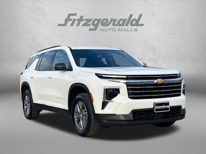 Used 2026 Chevrolet Traverse LT