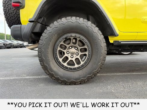 Used 2023 Jeep Wrangler Unlimited Rubicon 392 w/ Xtreme Recon 35" Tire Package AWD/4WD image 7