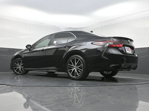 Used 2024 Toyota Camry SE FWD image 27