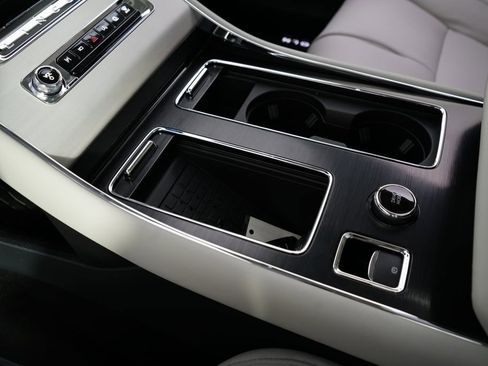 New 2026 Lincoln Aviator Reserve AWD/4WD image 32