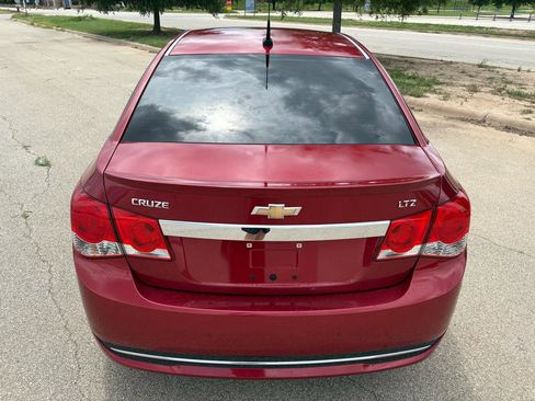 Used 2012 Chevrolet Cruze LTZ w/ RS Package FWD image 4