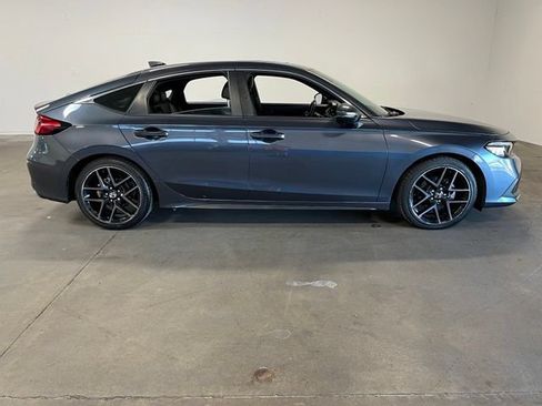 Used 2023 Honda Civic Sport Touring image 2