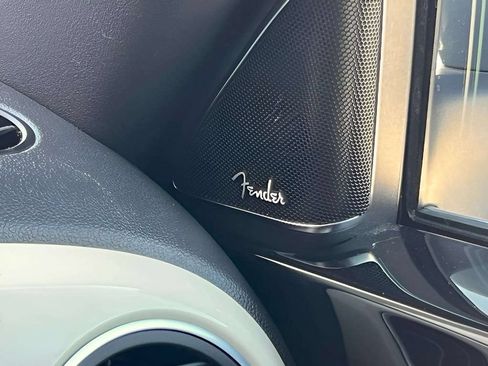 Used 2019 Volkswagen Beetle 2.0T Final Edition SEL FWD image 31
