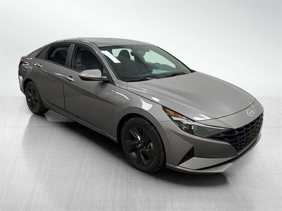 Used 2022 Hyundai Elantra SEL