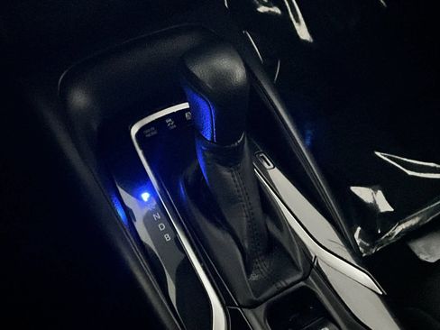 Used 2020 Toyota Corolla LE image 21