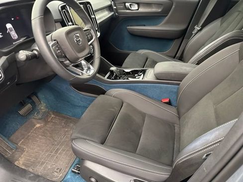 Certified 2023 Volvo C40 P8 Recharge Ultimate AWD/4WD image 18