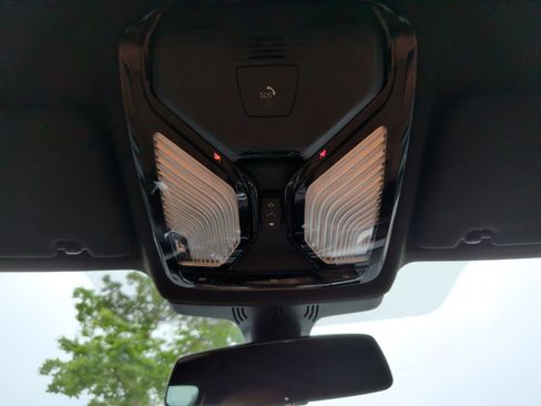 Used 2021 BMW 540i xDrive image 31