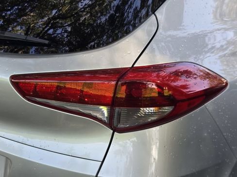 Used 2018 Hyundai Tucson SEL FWD image 8