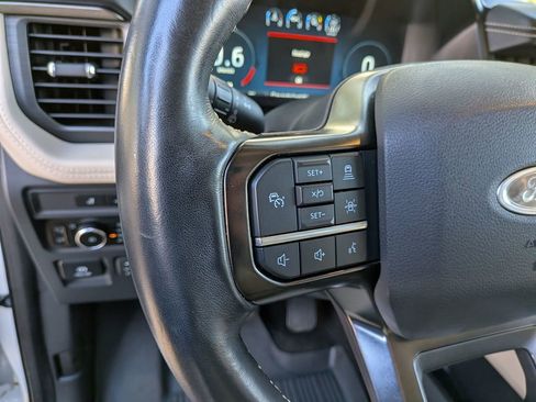 Used 2023 Ford Expedition Platinum image 20