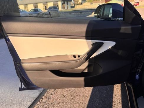 Used 2019 Tesla Model 3 Standard Range Plus RWD image 8