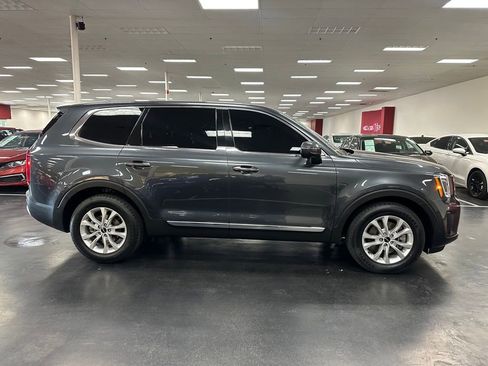 Used 2022 Kia Telluride LX image 8