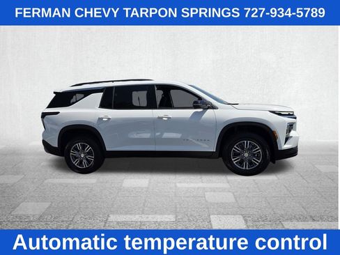 New 2026 Chevrolet Traverse LT image 11