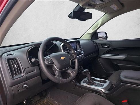 Used 2021 Chevrolet Colorado LT w/ Safety Package image 9