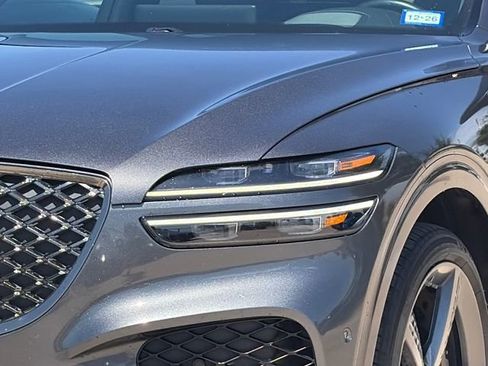 Used 2022 Genesis GV70 3.5T Sport w/ Sport Prestige Package AWD/4WD image 4