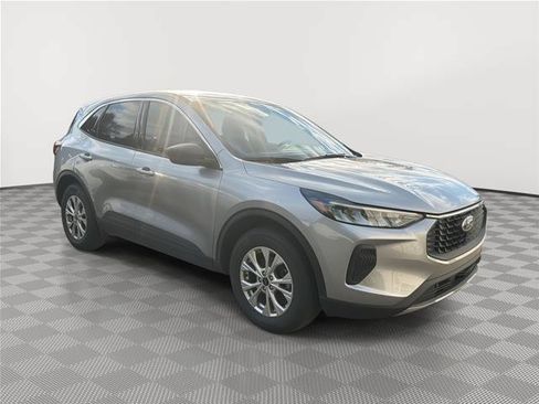 Certified 2023 Ford Escape Active AWD/4WD image 5