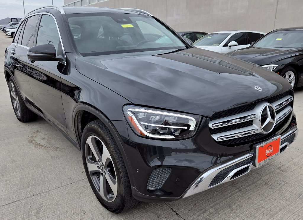 Used 2022 Mercedes-Benz GLC 300 image 3