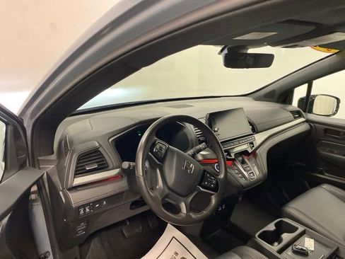 Used 2025 Honda Odyssey Sport-L image 7