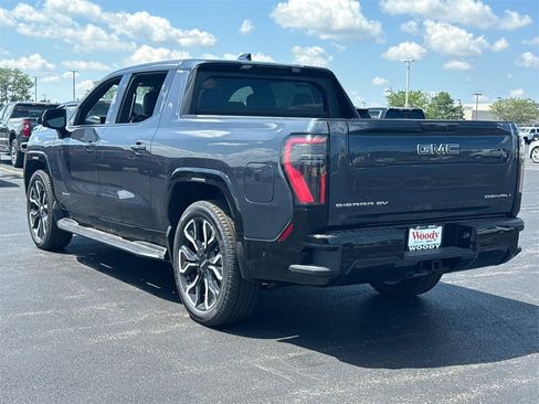 New 2025 GMC Sierra EV Denali image 6