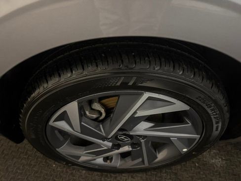 Certified 2025 Hyundai Elantra Sport w/ Cargo Package image 18