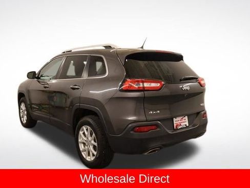 Used 2015 Jeep Cherokee Latitude w/ Cold Weather Group AWD/4WD image 4