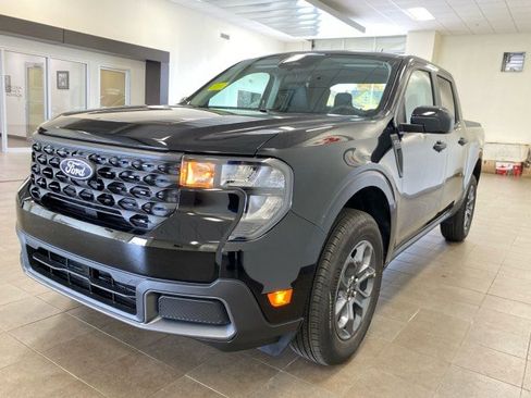 New 2025 Ford Maverick XLT w/ Equipment Group 301A image 4