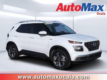 Used 2025 Hyundai Venue SEL