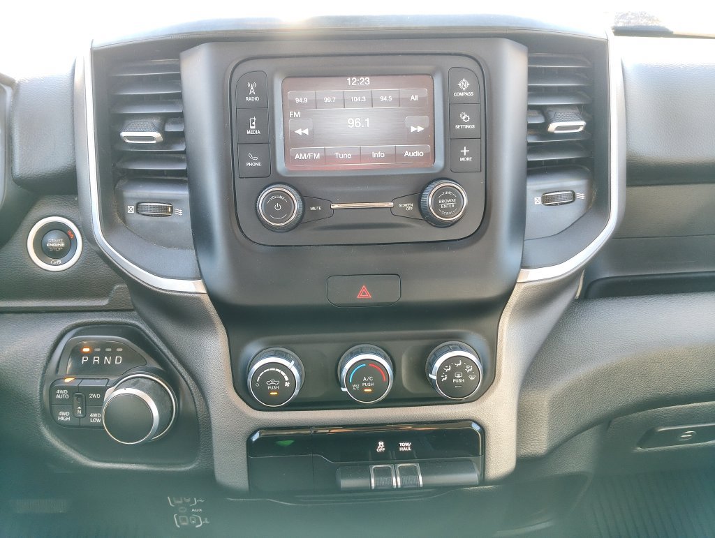Used 2019 RAM 1500 Big Horn AWD/4WD image 4