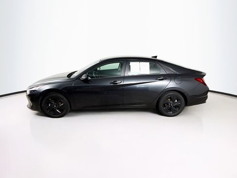 Used 2023 Hyundai Elantra SEL image 7