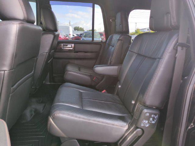 Used 2017 Lincoln Navigator L Reserve AWD/4WD image 18
