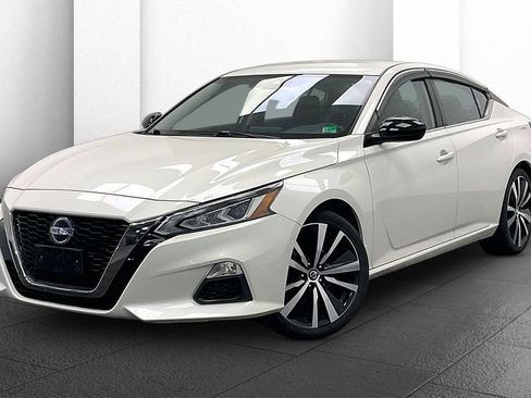 Used 2020 Nissan Altima 2.5 SR image 11