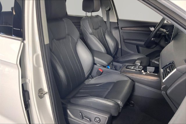 Used 2024 Audi Q5 2.0T Premium Plus AWD/4WD image 27