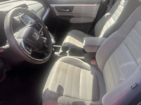 Used 2017 Honda CR-V LX image 5