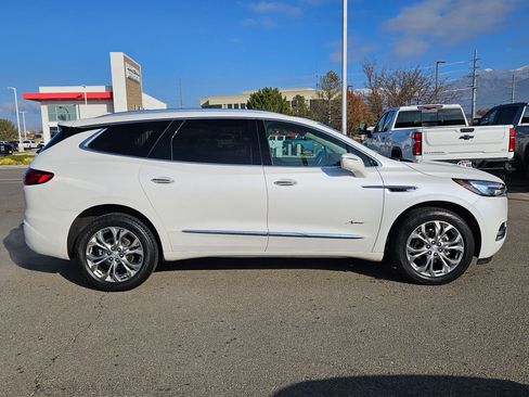 Used 2020 Buick Enclave Avenir w/ Avenir Technology Package image 2