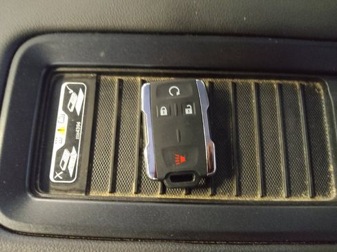 Used 2016 GMC Sierra 1500 SLT image 32