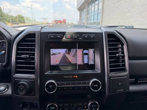 Used 2020 Ford Expedition Platinum AWD/4WD image 13