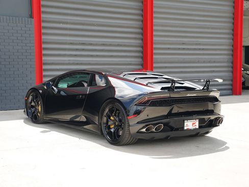 Used 2016 Lamborghini Huracan LP 610-4 AWD/4WD image 18
