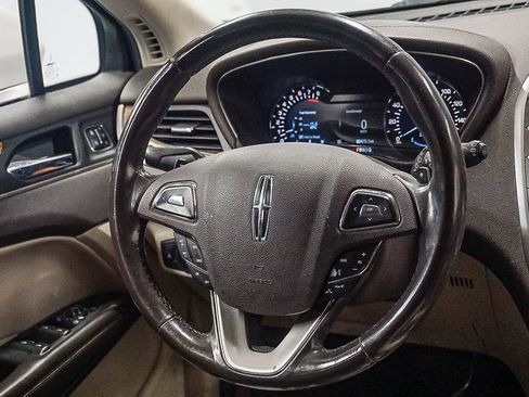 Used 2017 Lincoln MKC Select w/ Select Plus Package image 15