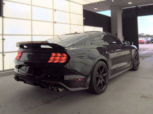 Used 2018 Ford Mustang GT Premium w/ Black Accent Package RWD image 3