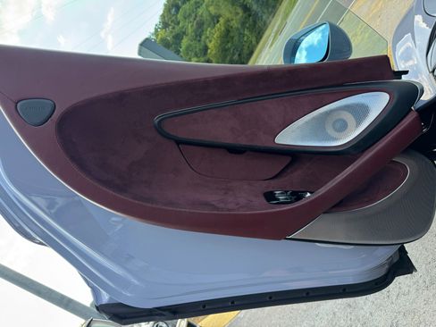 Used 2020 McLaren GT RWD image 54