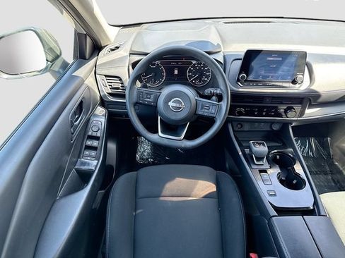 Used 2024 Nissan Rogue S FWD image 20