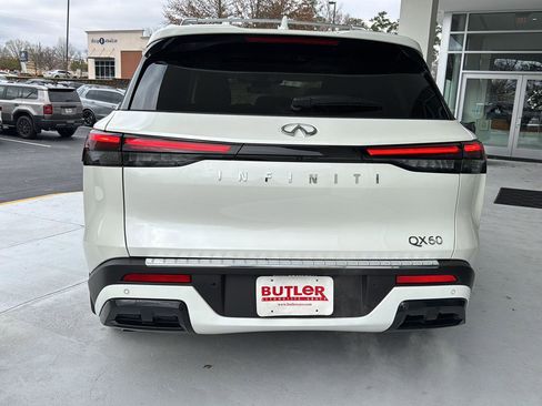 Used 2025 INFINITI QX60 Luxe w/ Cargo Package image 4