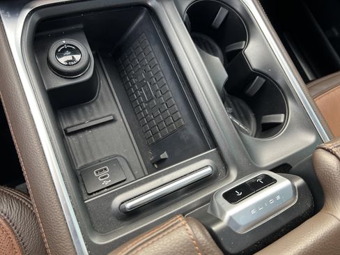 Used 2025 Ford Expedition King Ranch image 32