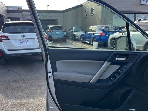 Used 2015 Subaru Forester 2.5i Touring w/ Popular Package #2 image 10